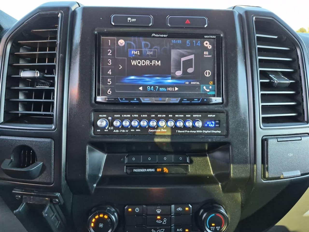 Ford F-150 2WD SuperCrew 145" XL 2017