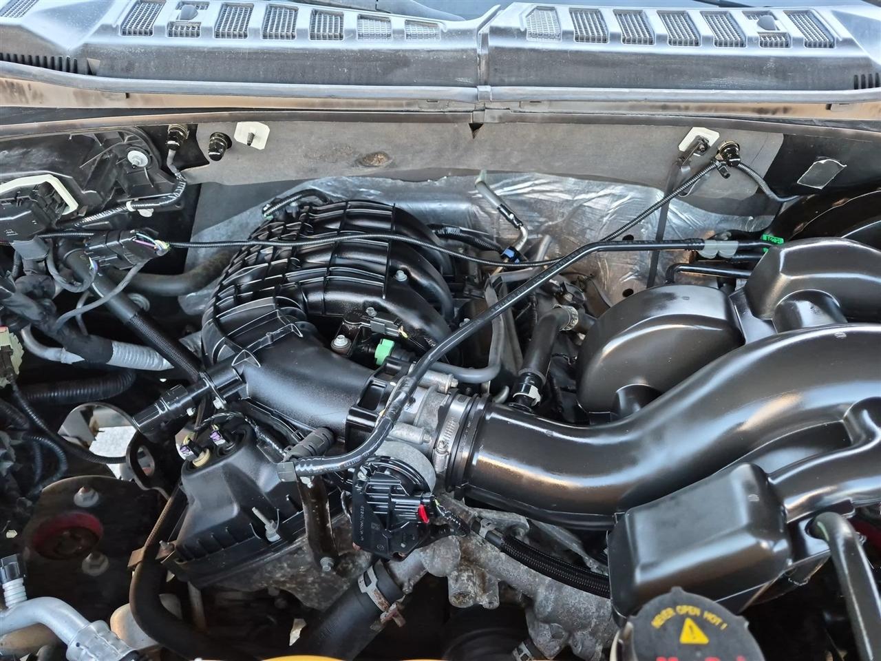 Ford F-150 2WD SuperCrew 145" XL 2017