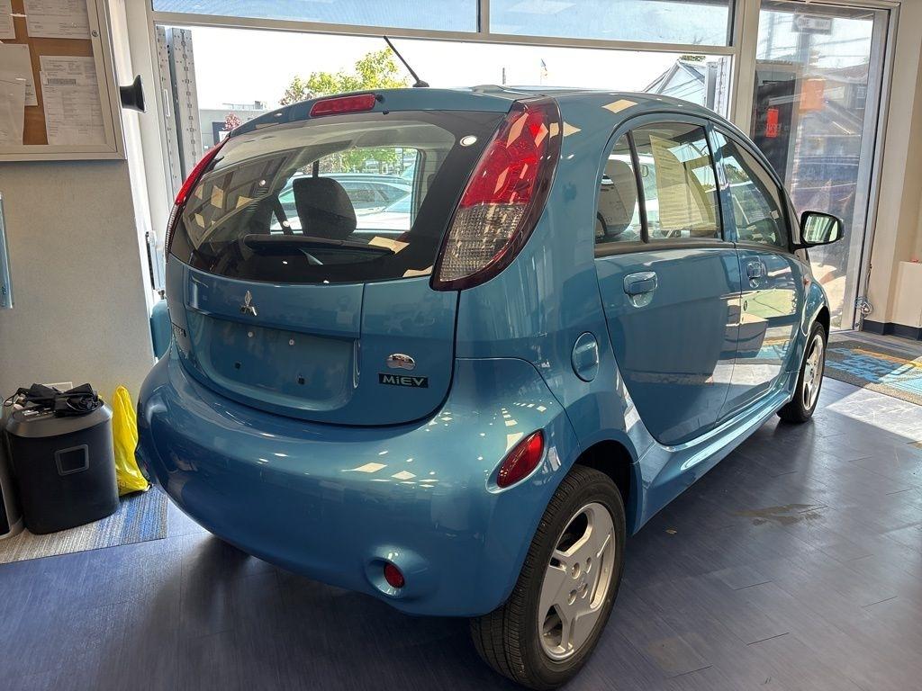 Mitsubishi I-MiEV  2014