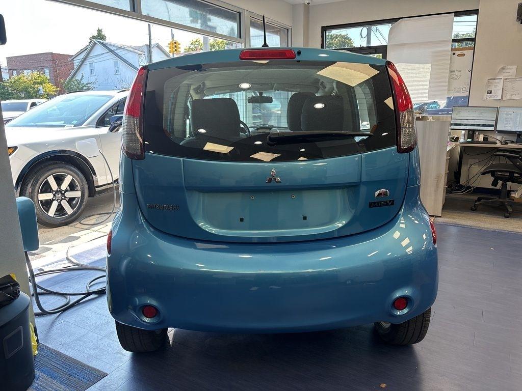 Mitsubishi I-MiEV  2014