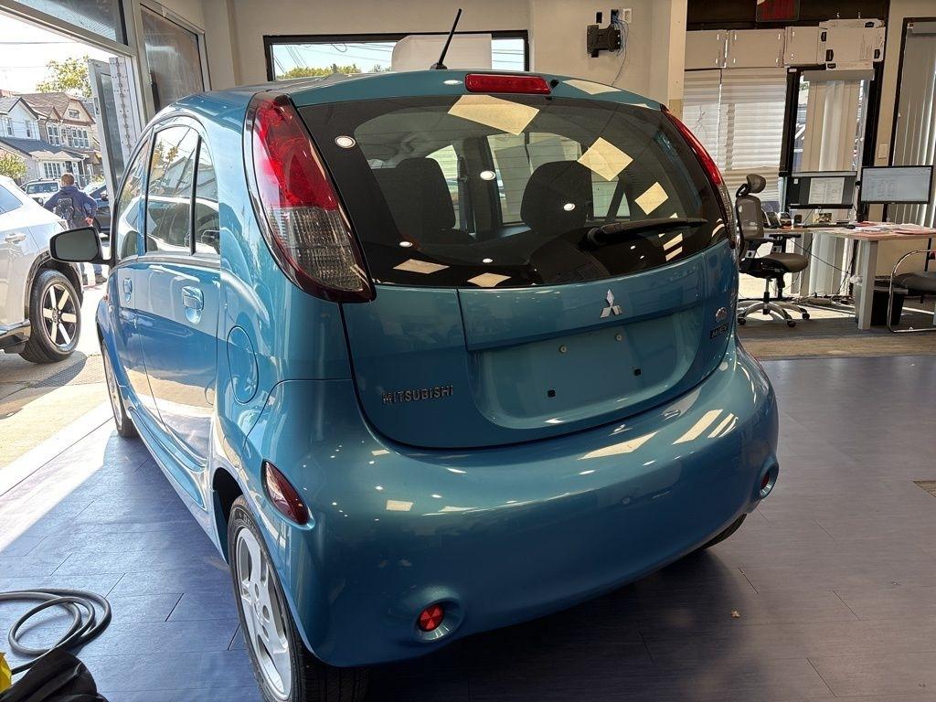 Mitsubishi I-MiEV  2014