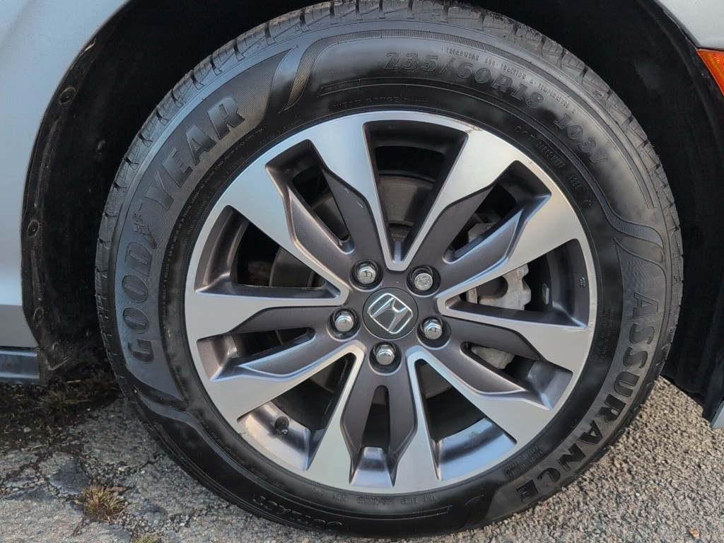 2022 Honda Odyssey EX-L photo 3