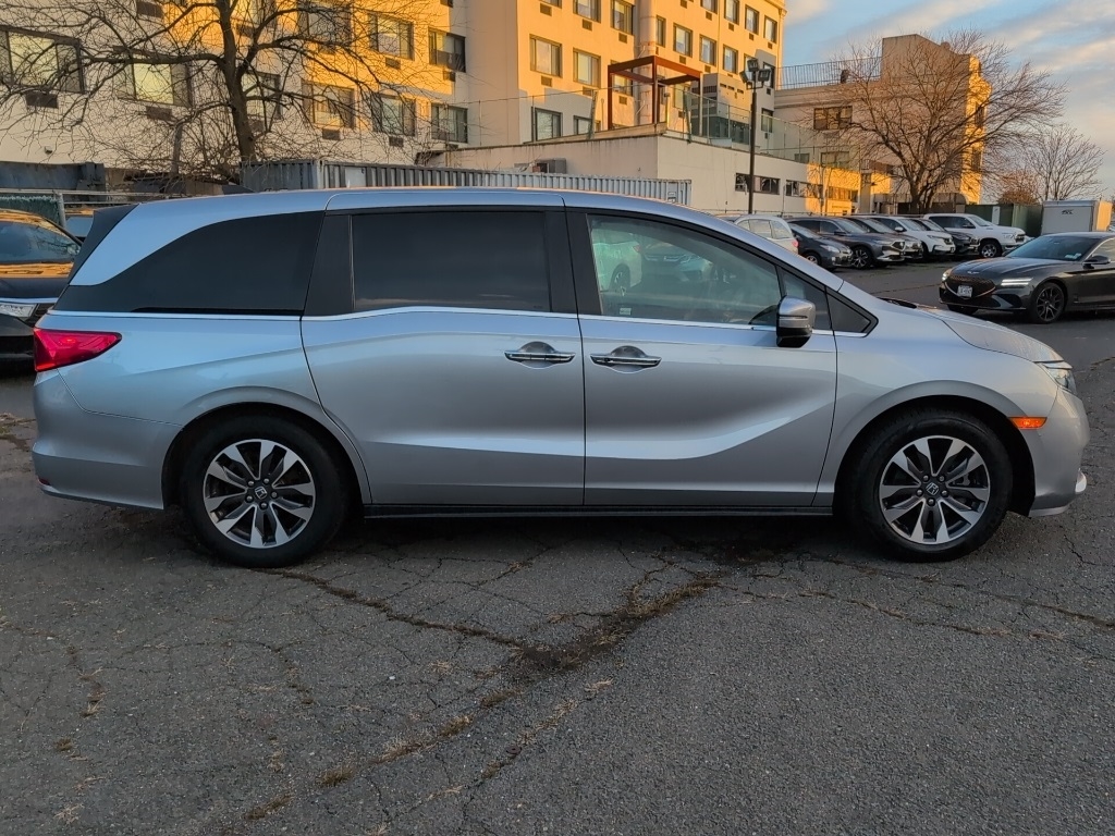 2022 Honda Odyssey EX-L photo 4