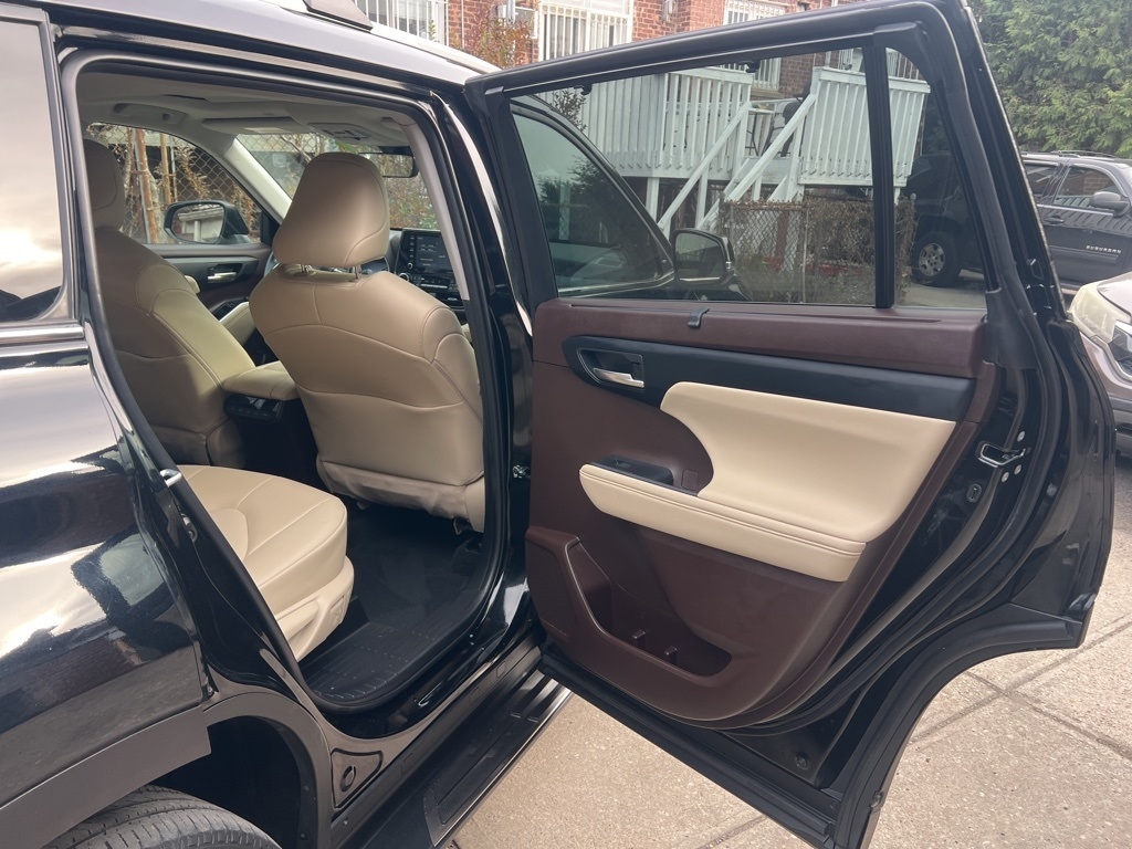 Toyota Highlander  2022