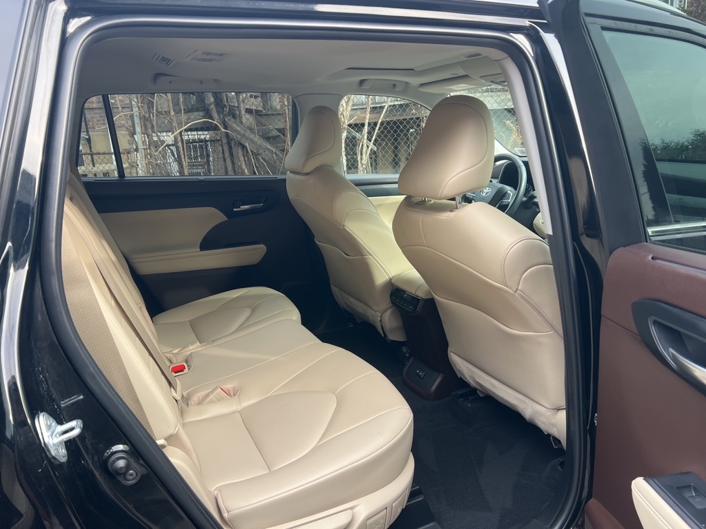 Toyota Highlander  2022