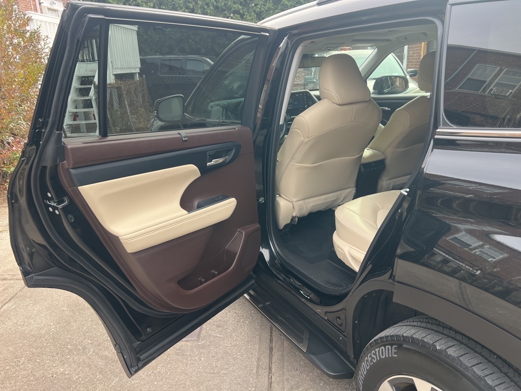 Toyota Highlander  2022