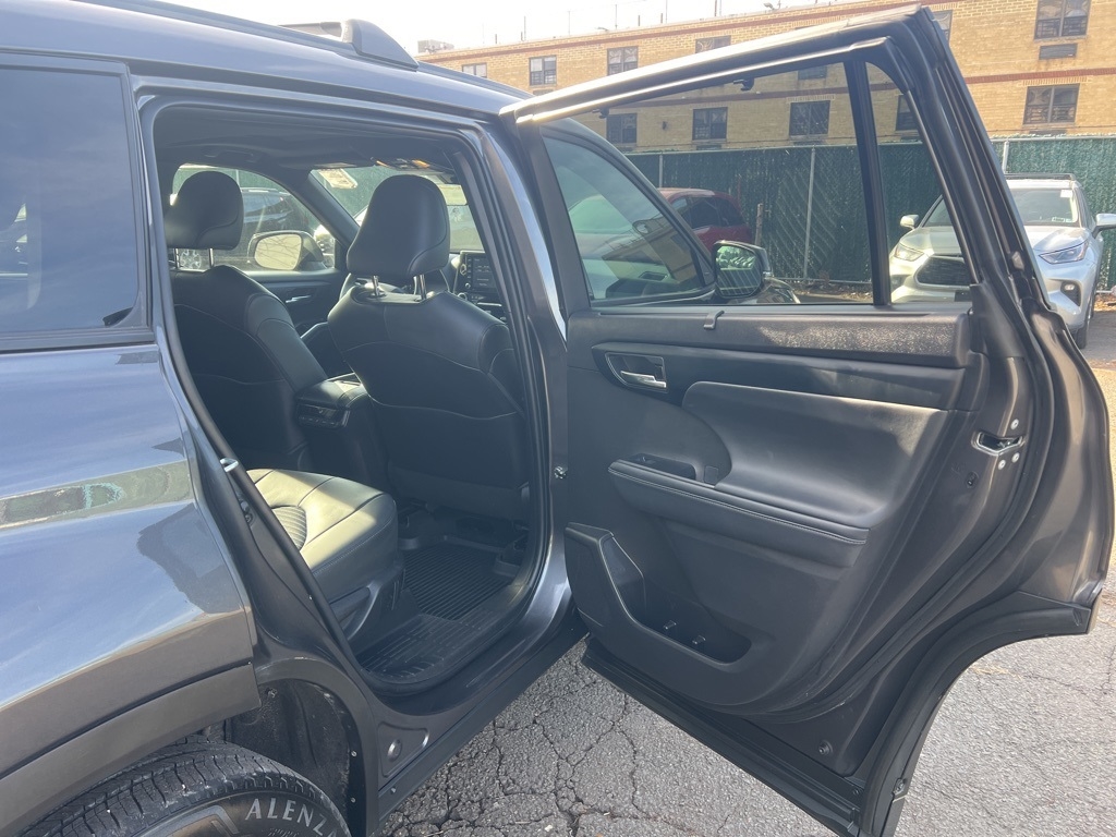 Toyota Highlander  2022