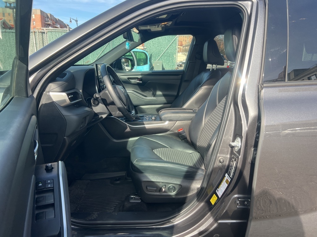 Toyota Highlander  2022