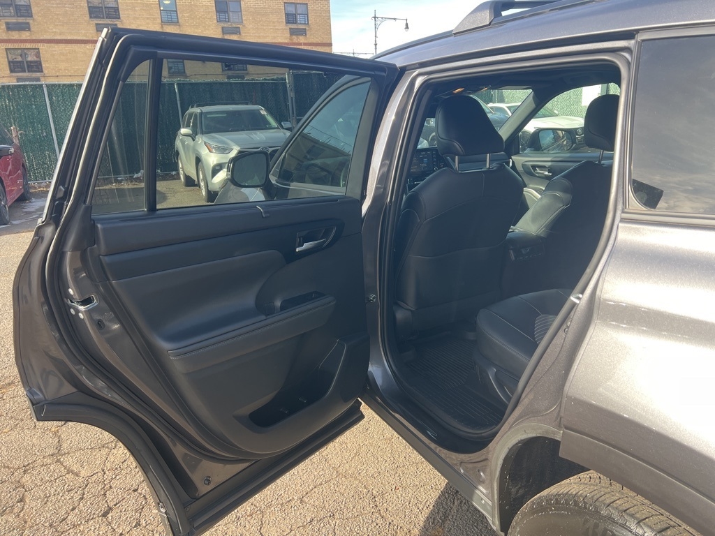 Toyota Highlander  2022