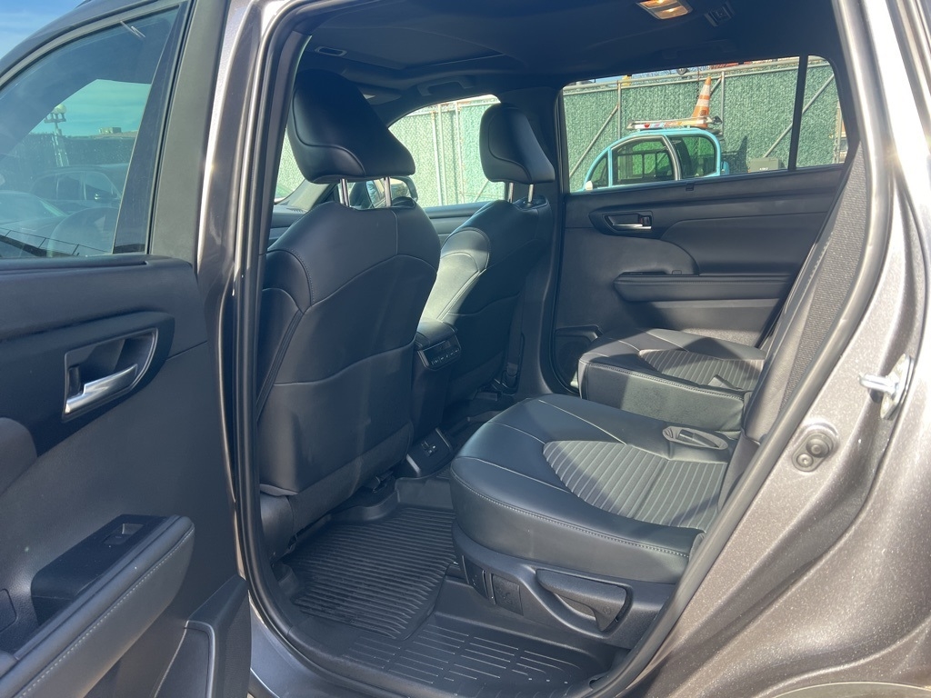 Toyota Highlander  2022