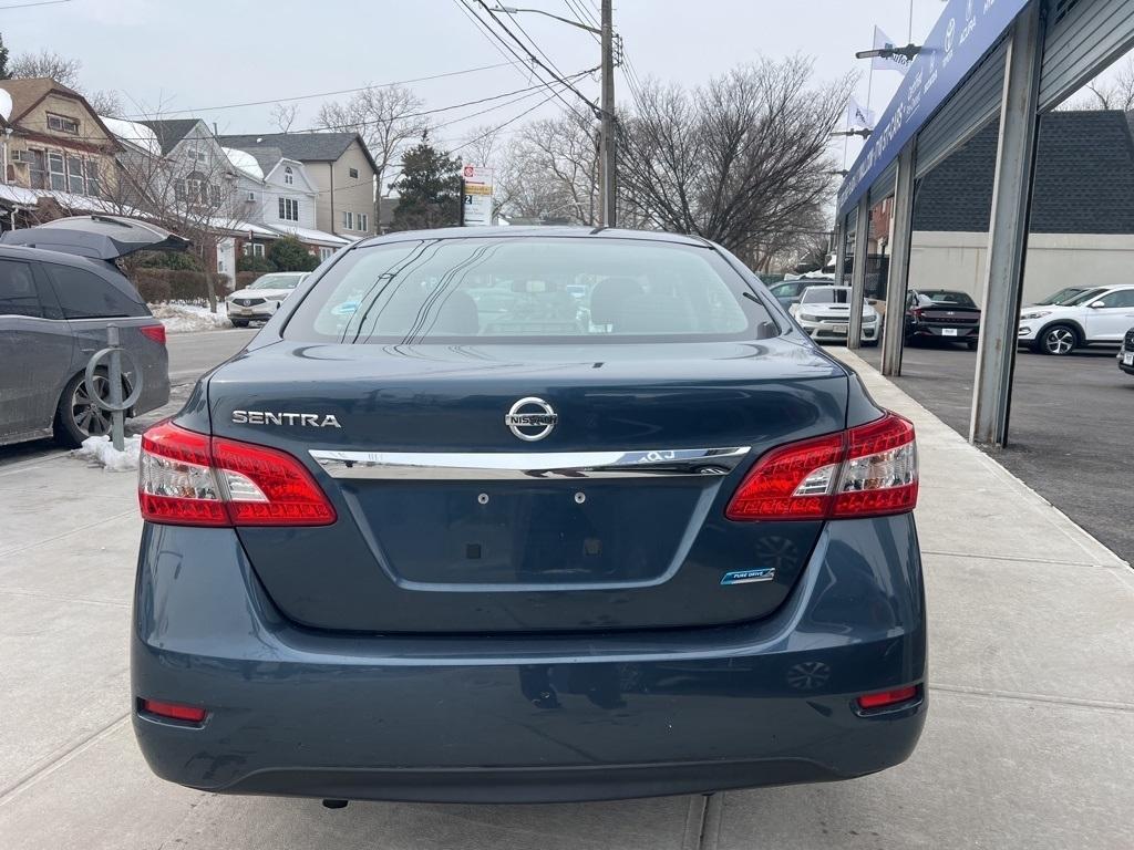 Nissan Sentra  2014