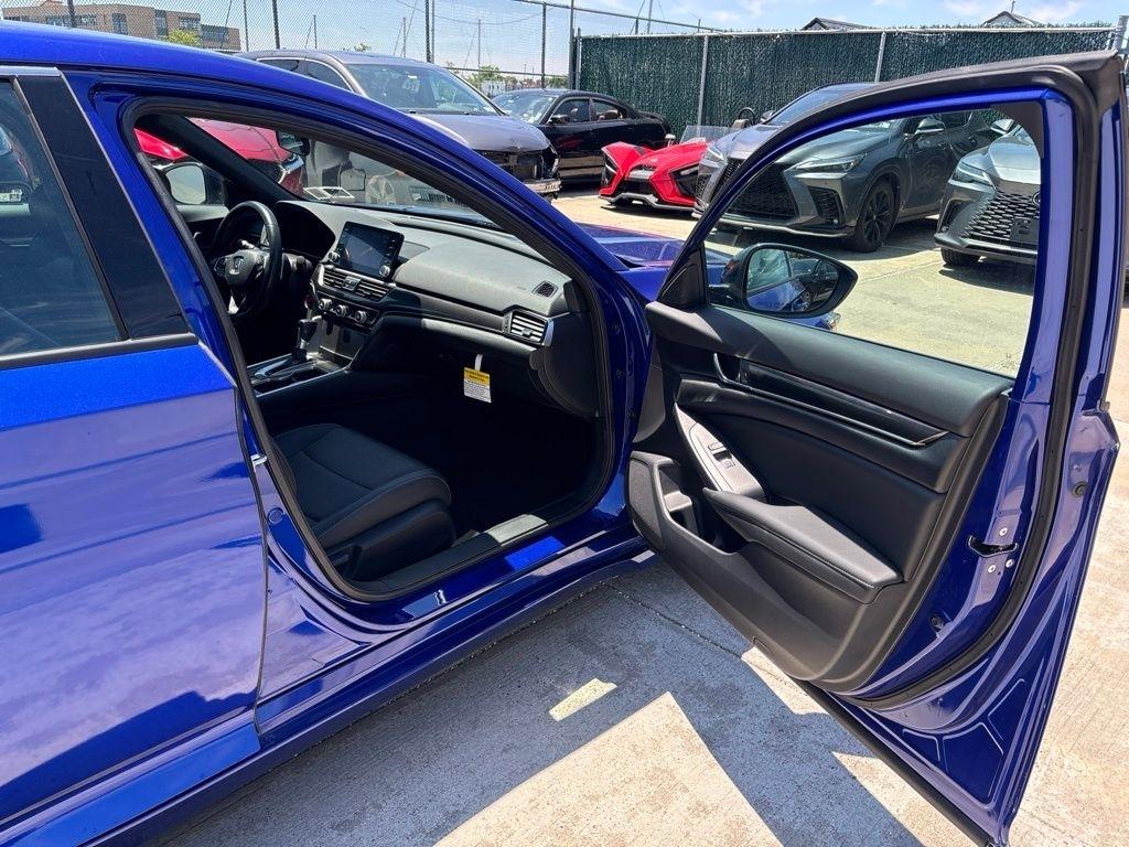 Honda Accord Sedan  2022
