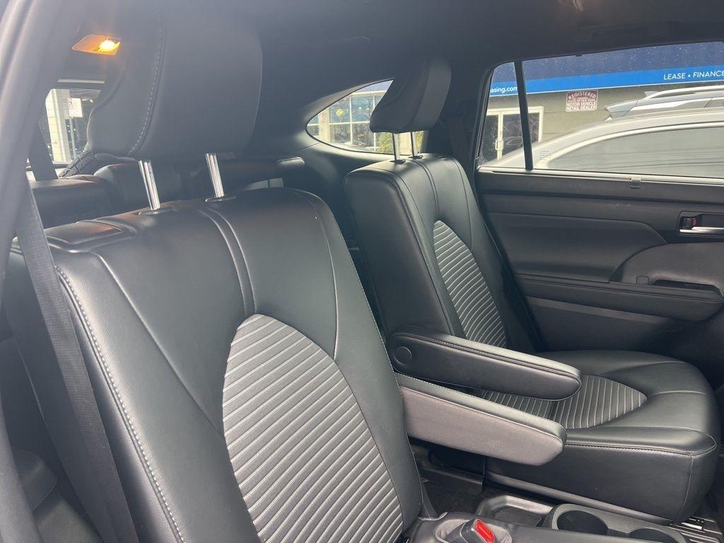 Toyota Highlander  2023