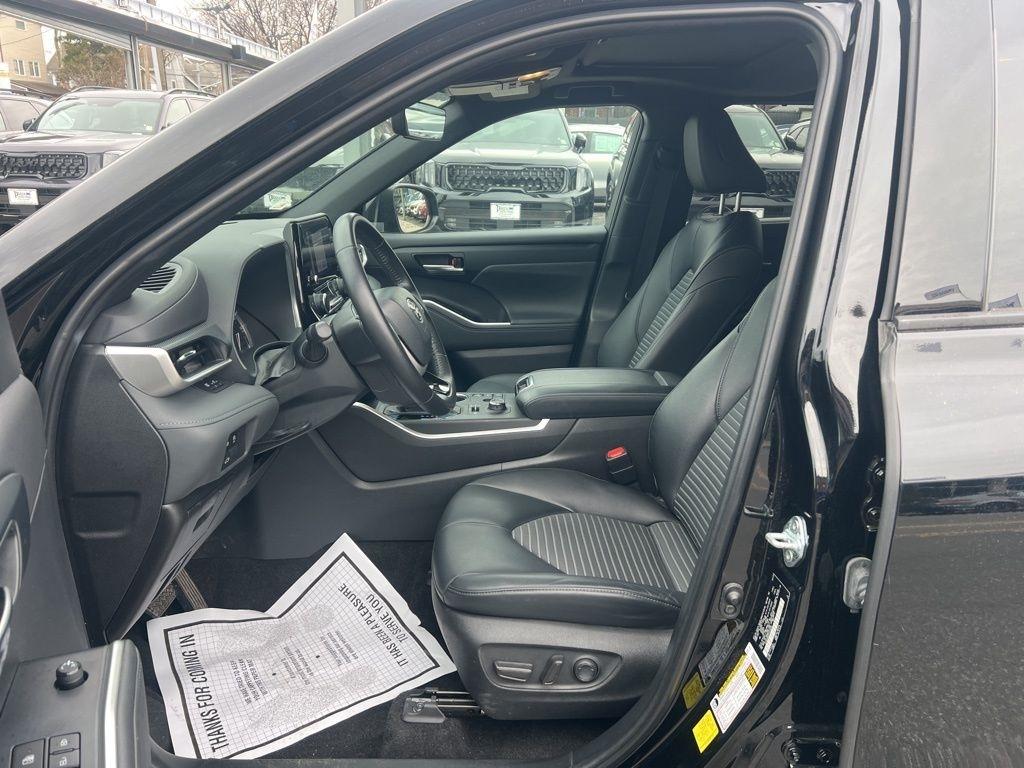 Toyota Highlander  2023