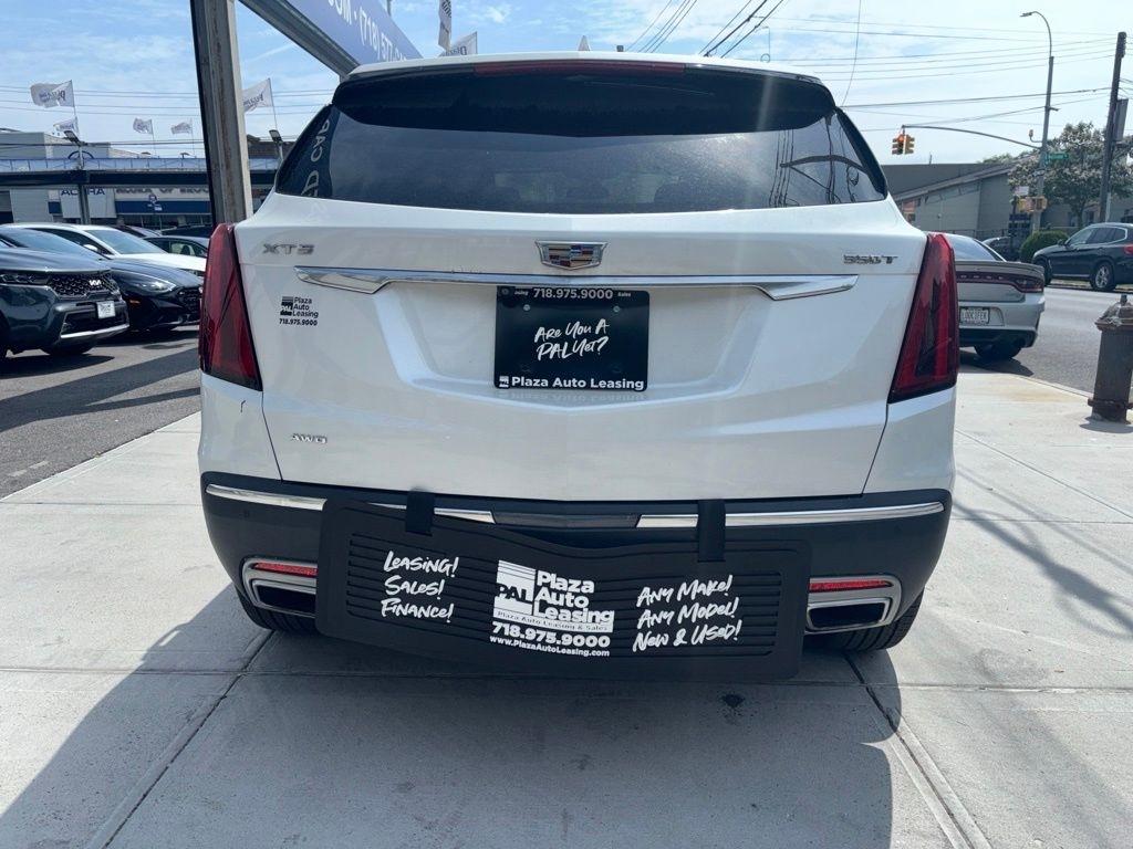 Cadillac XT5  2023