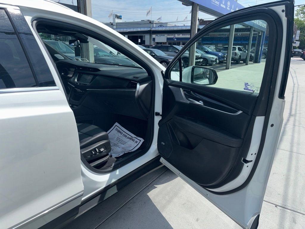 Cadillac XT5  2023