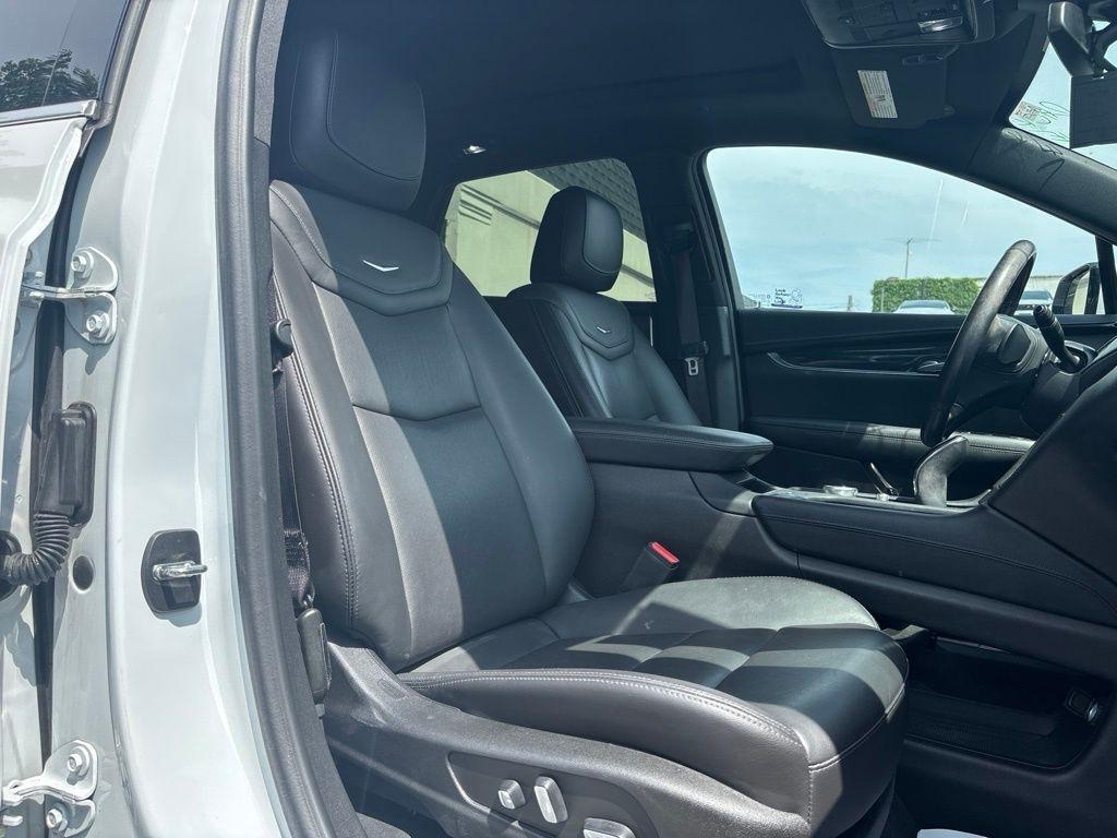 Cadillac XT5  2023