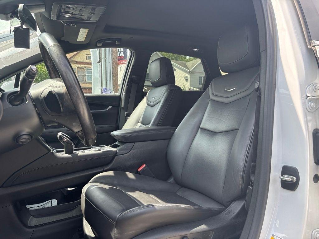 Cadillac XT5  2023