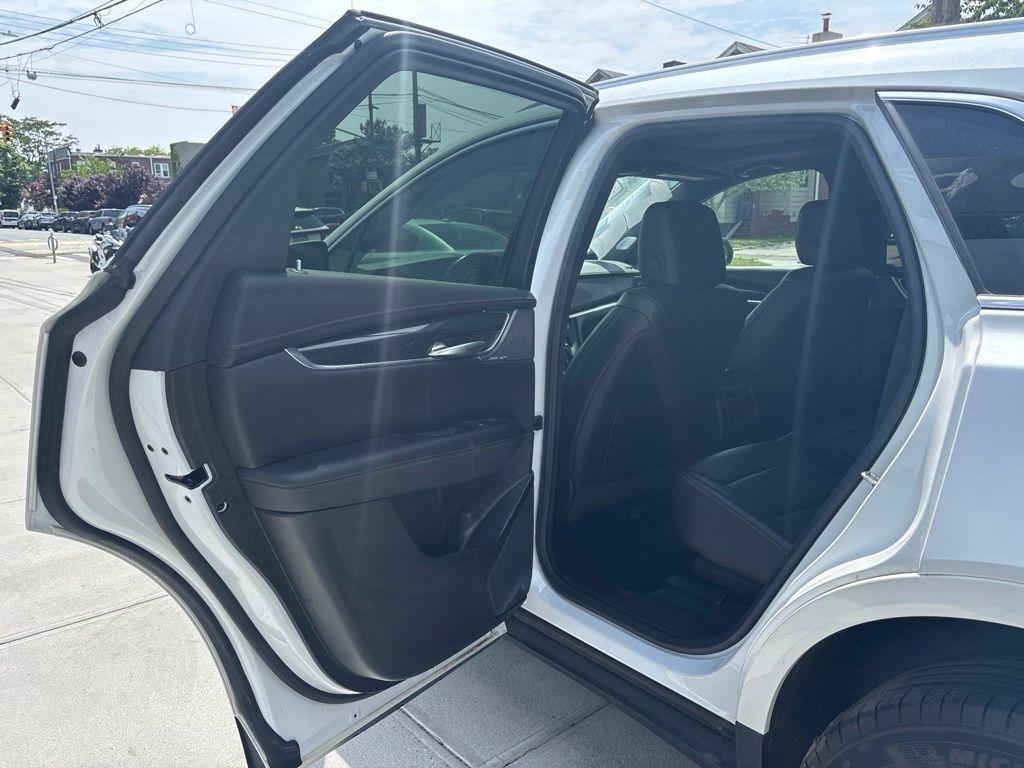 Cadillac XT5  2023