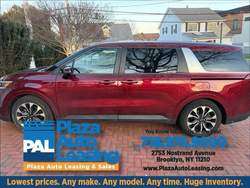 2024 Kia Carnival EX