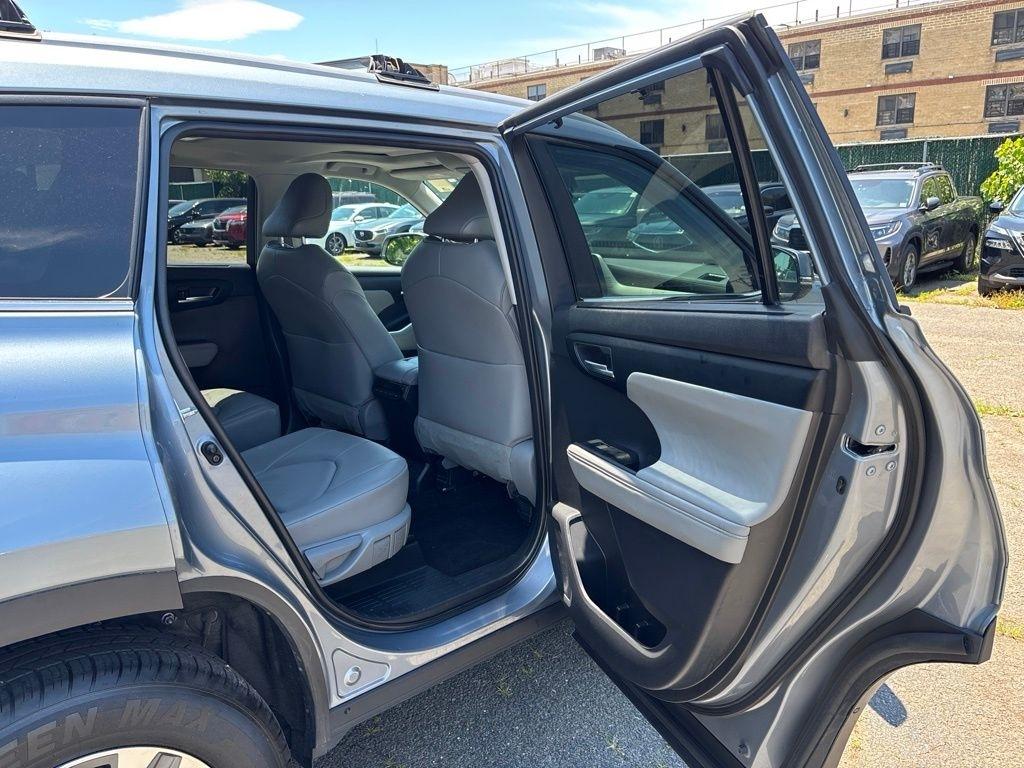 Toyota Highlander  2023