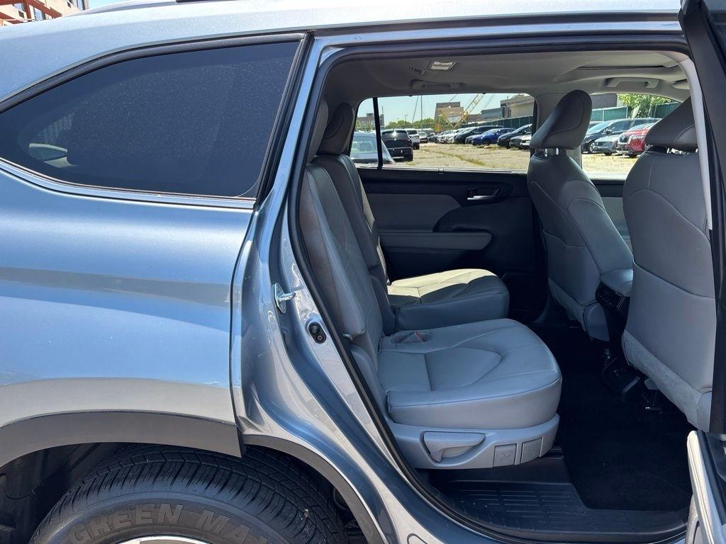 Toyota Highlander  2023