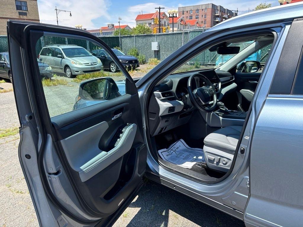 Toyota Highlander  2023