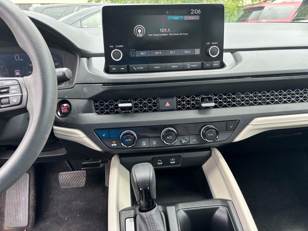 Honda Accord Sedan  2023