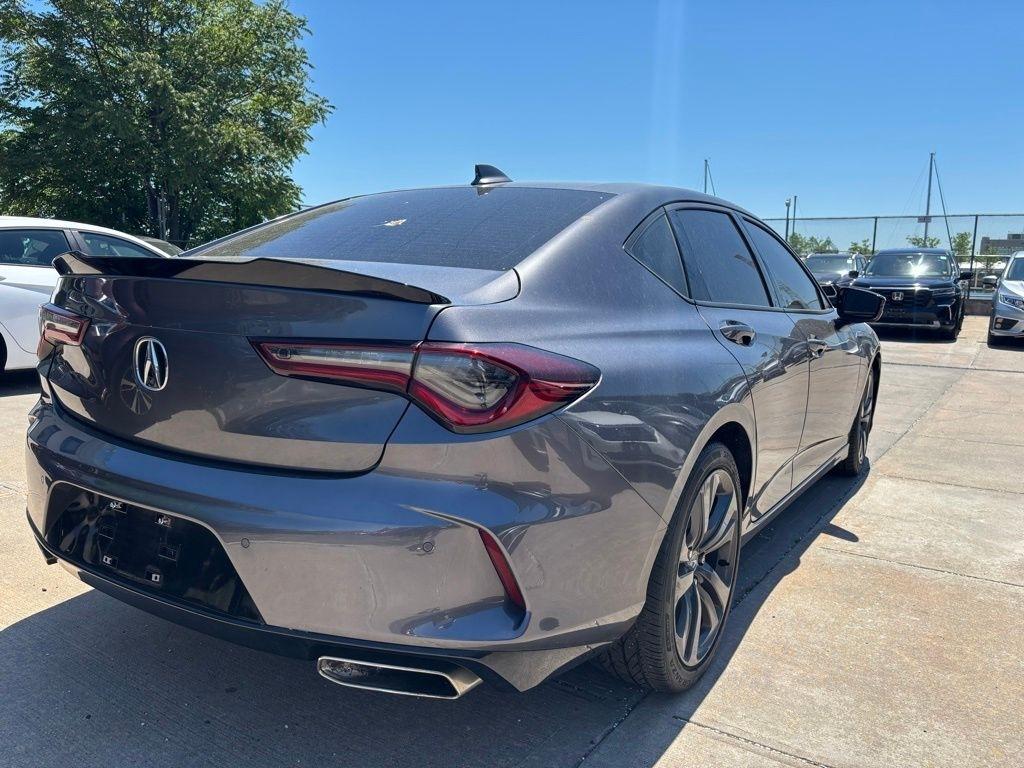 Acura TLX  2022