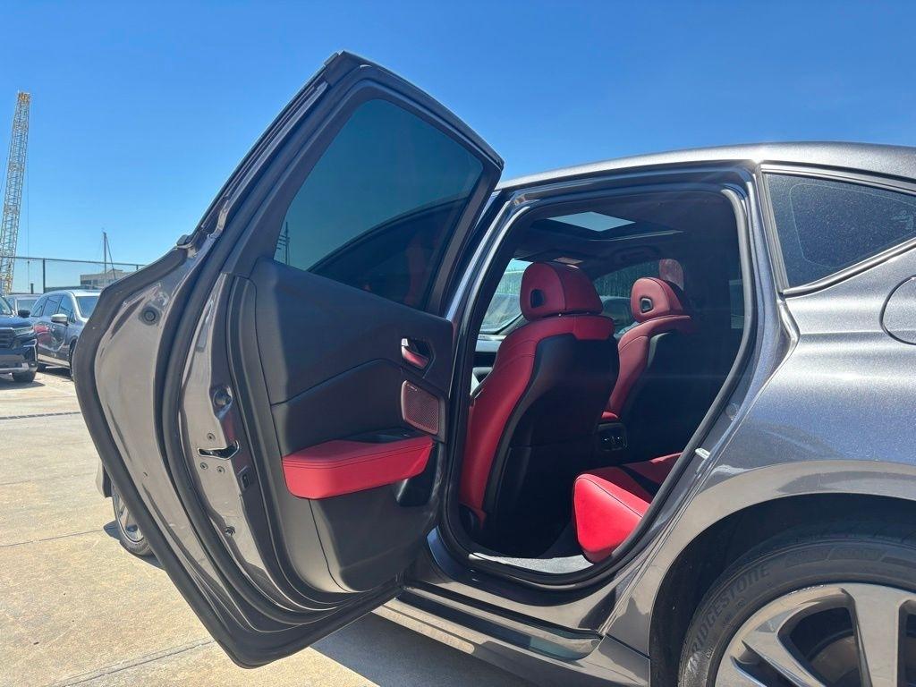 Acura TLX  2022