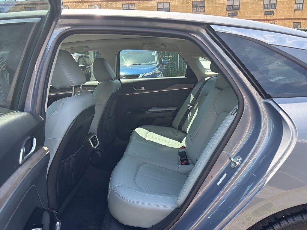 Kia K5  2023