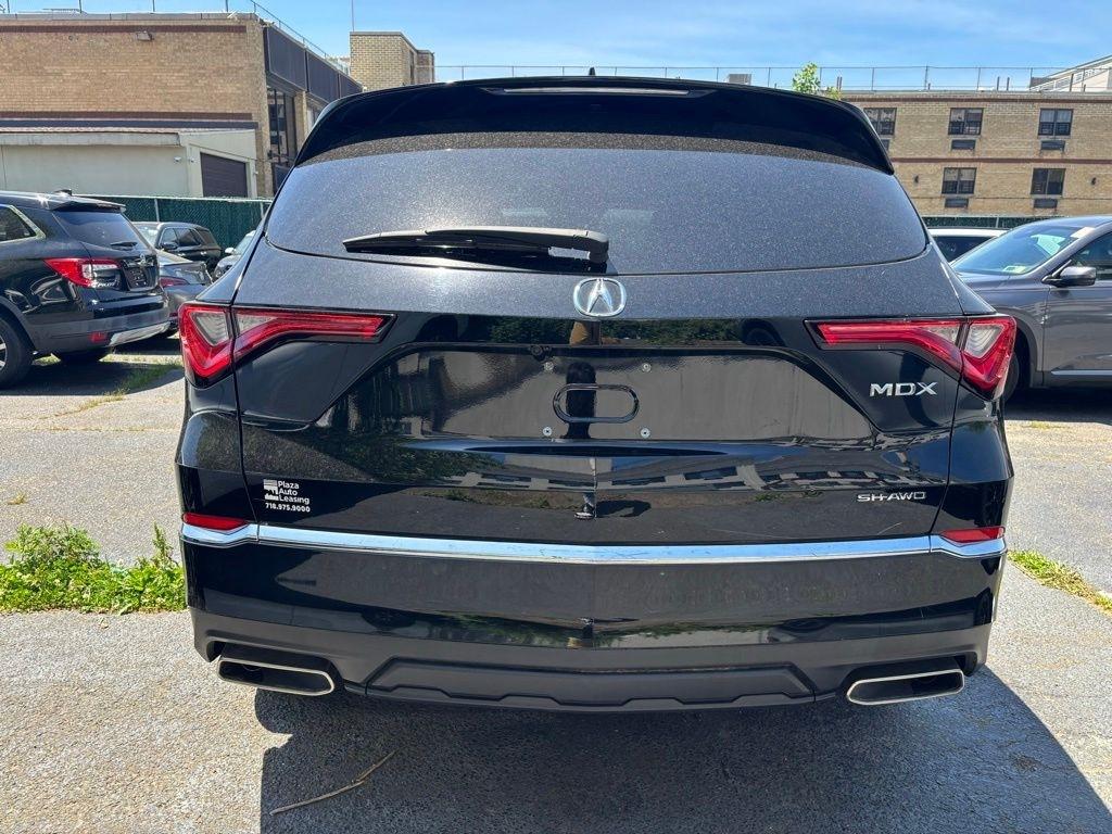 Acura MDX  2023