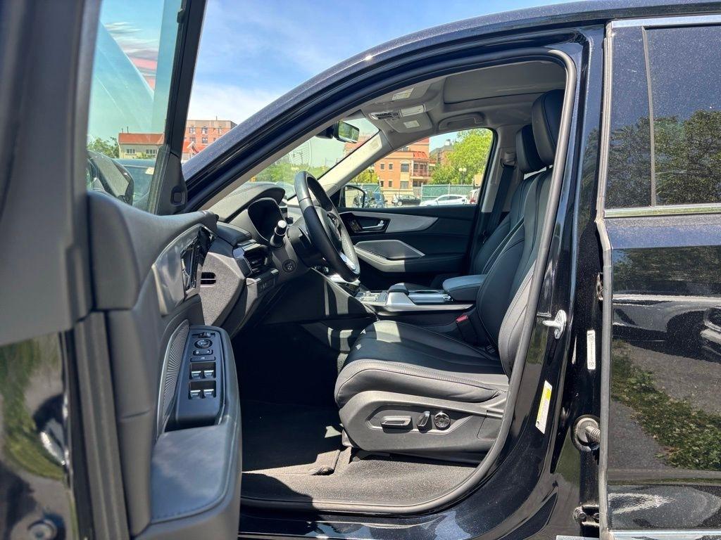 Acura MDX  2023