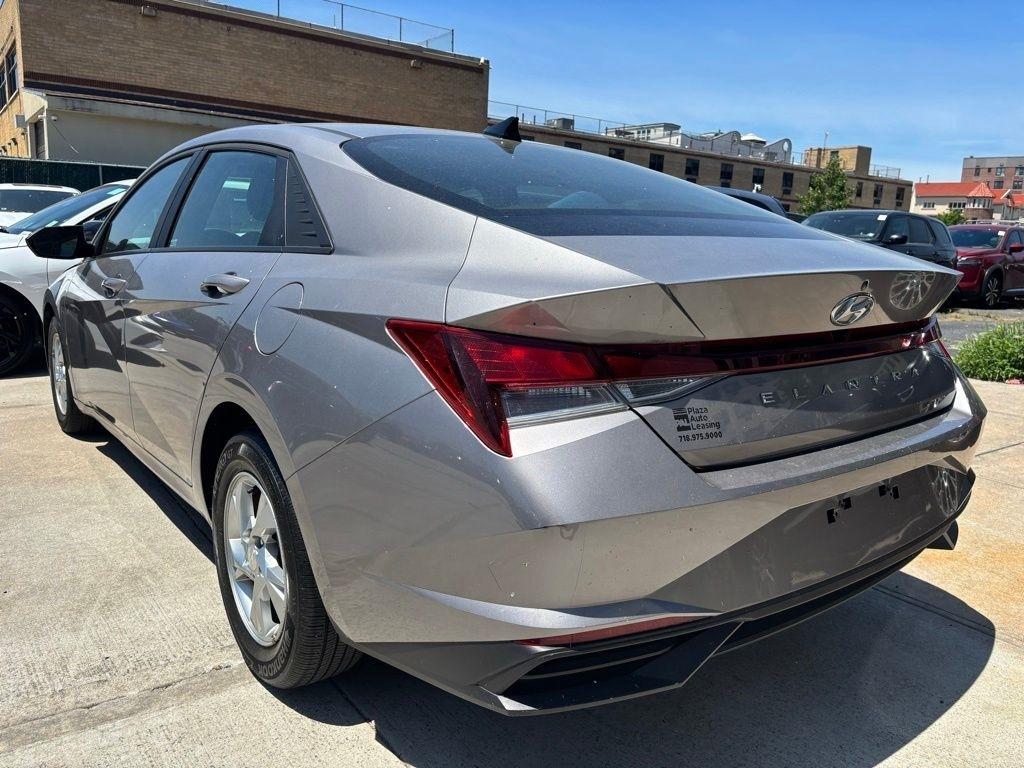 Hyundai Elantra  2023