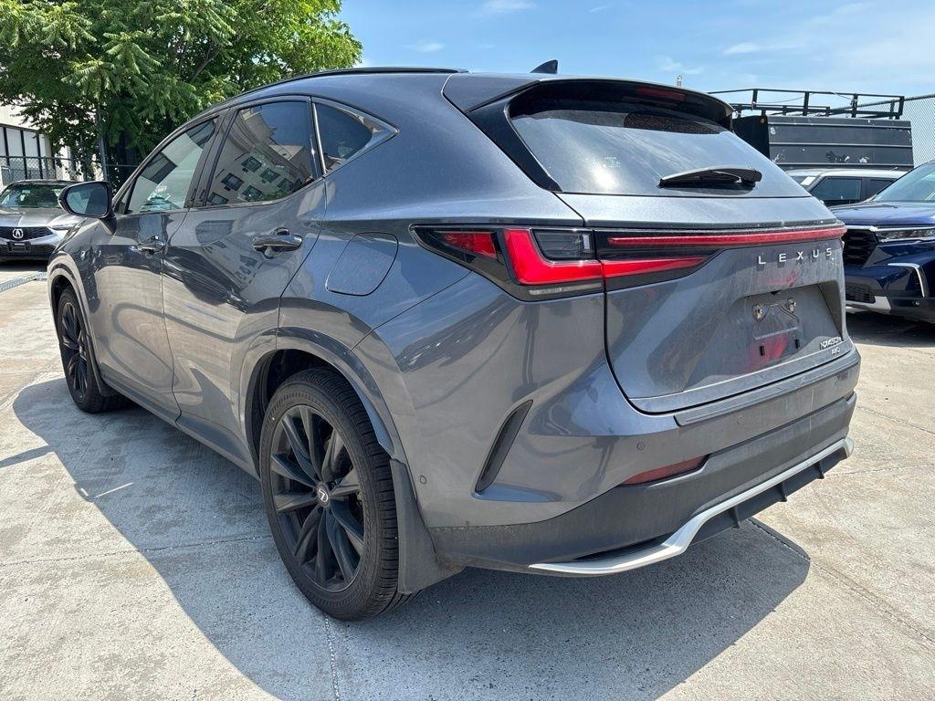Lexus NX  2025
