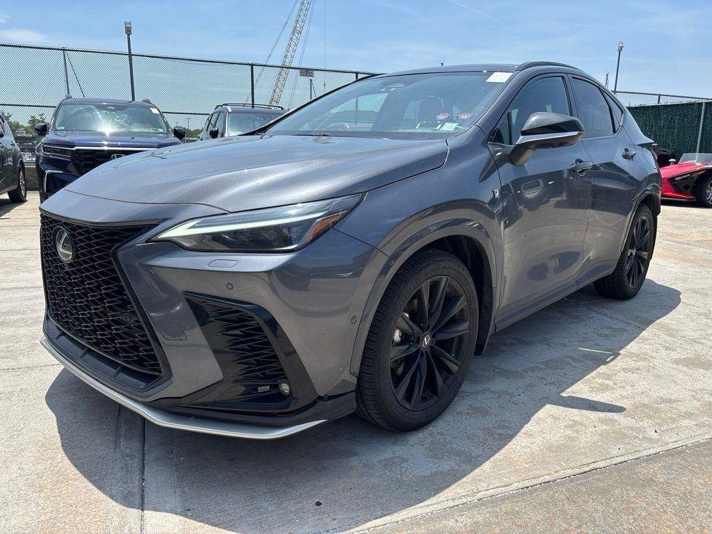 Lexus NX  2025