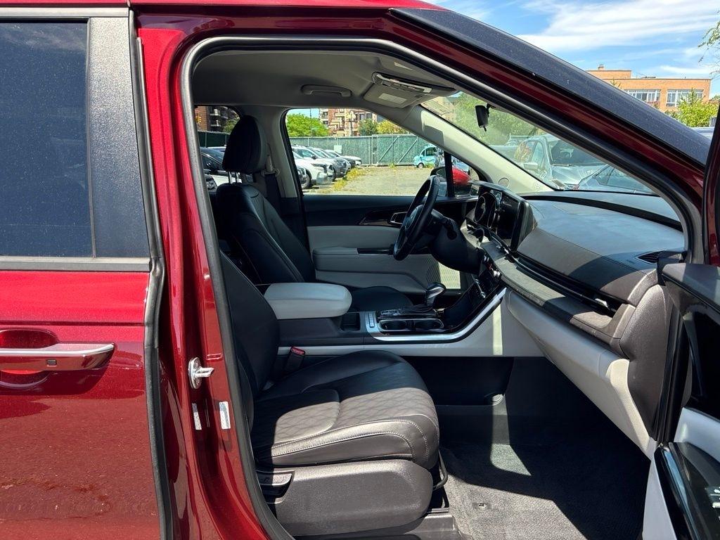 Kia Carnival  2023