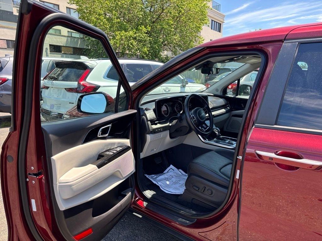 Kia Carnival  2023