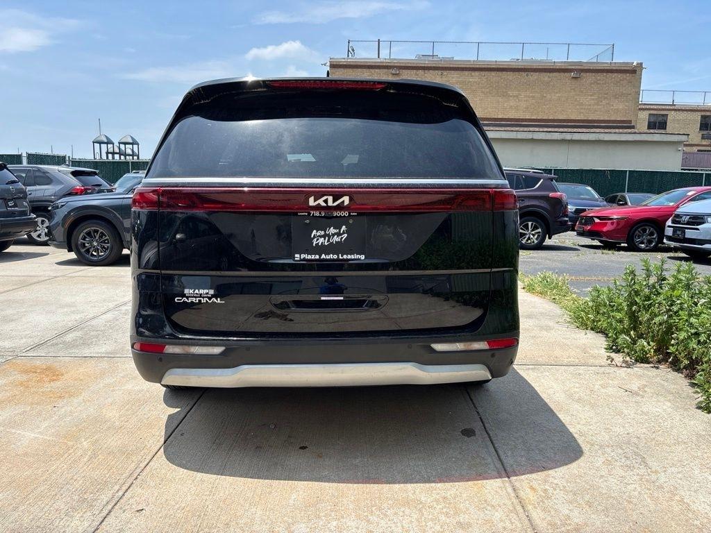 Kia Carnival  2024