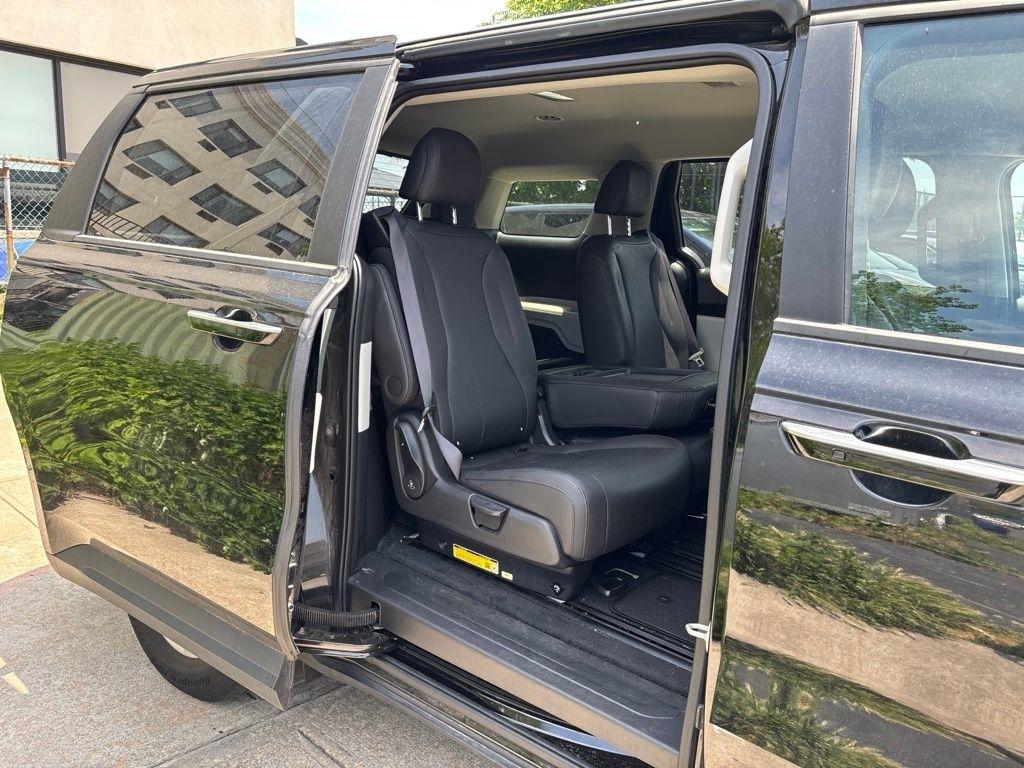 Kia Carnival  2024
