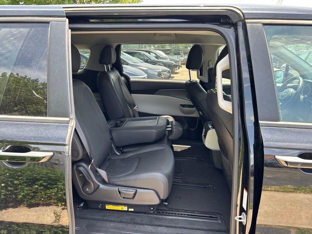 Kia Carnival  2024