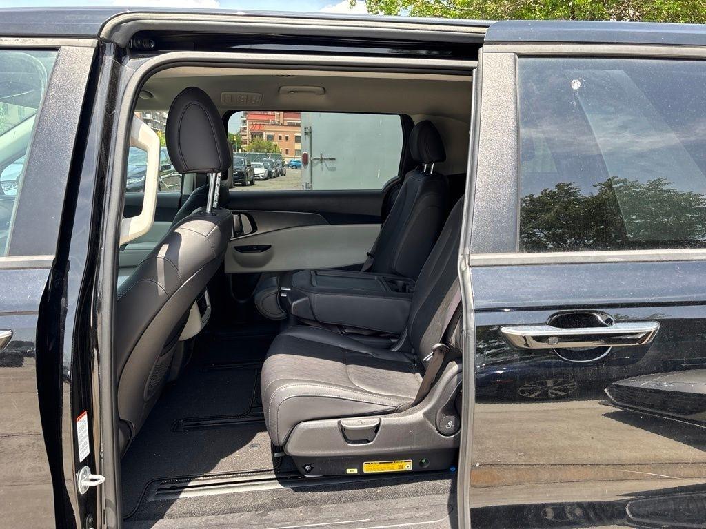 Kia Carnival  2024