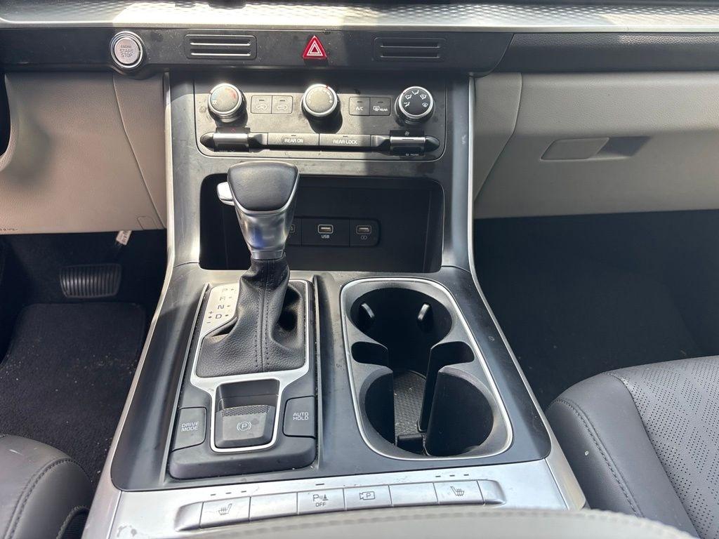 Kia Carnival  2024