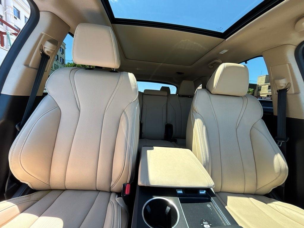 Acura MDX  2023