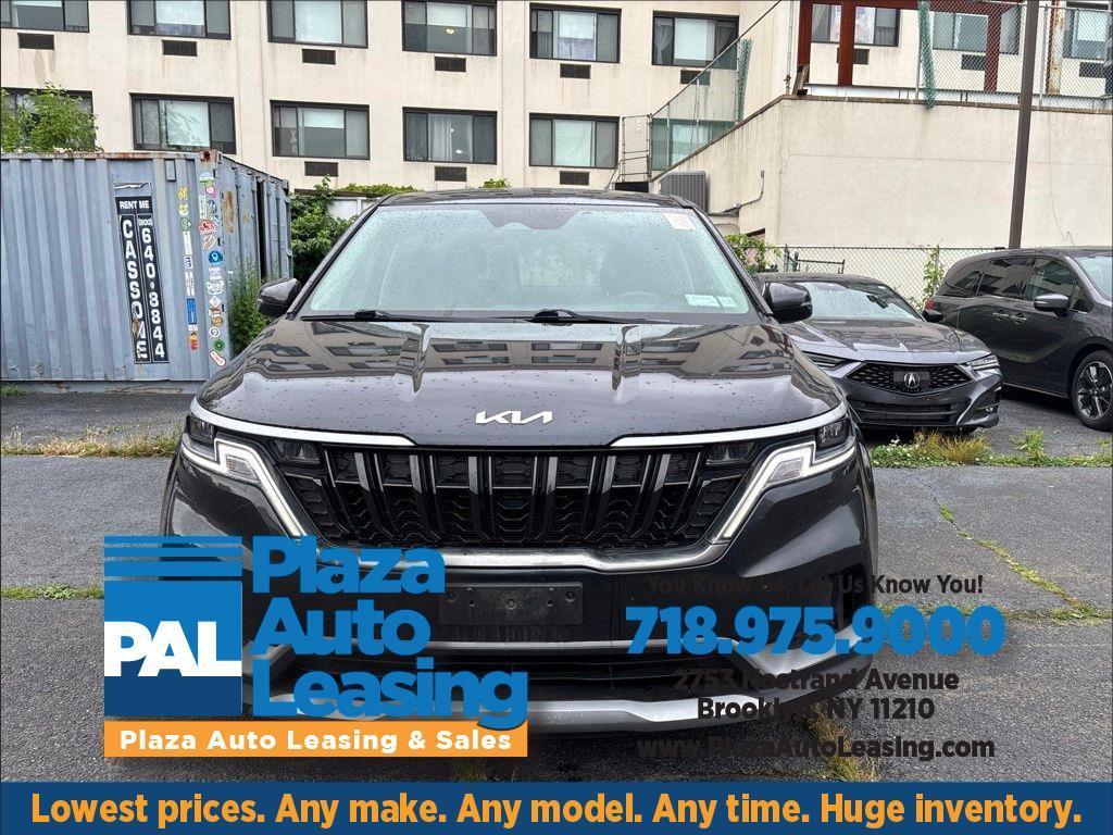 2023 Kia Carnival LX