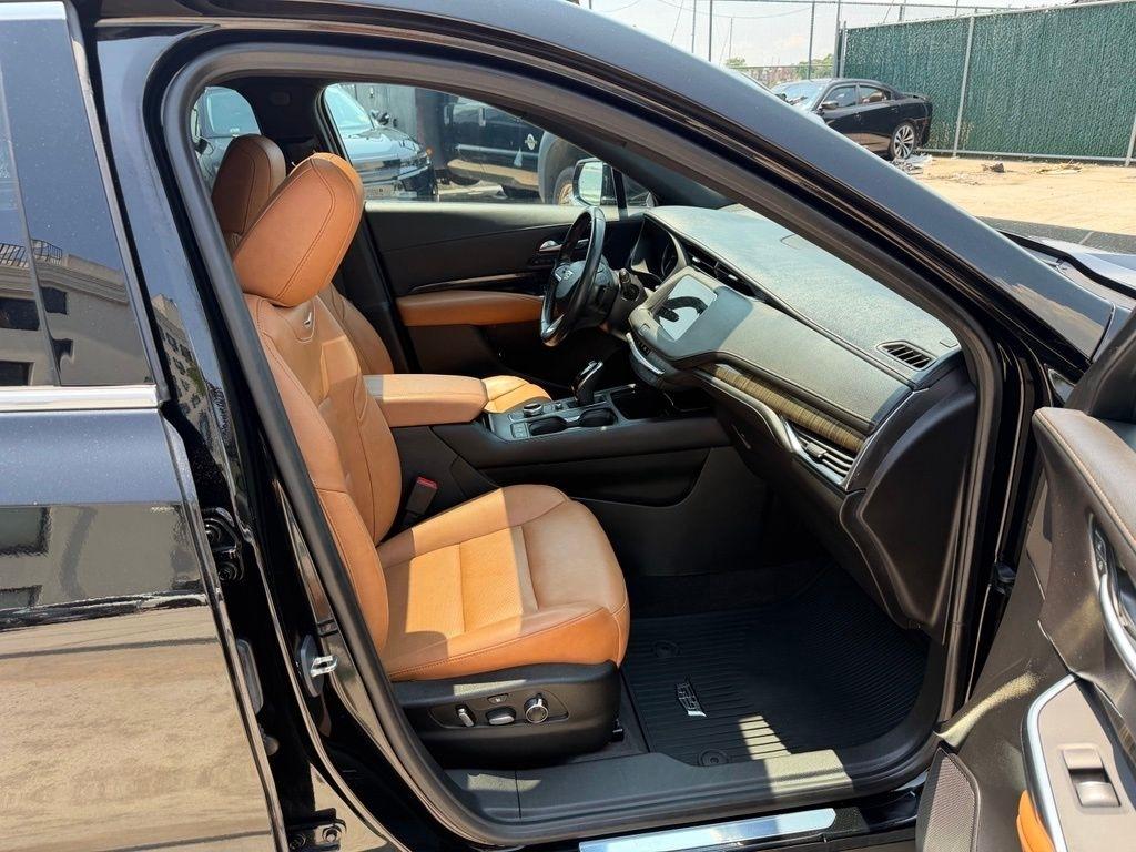 Cadillac XT4  2023