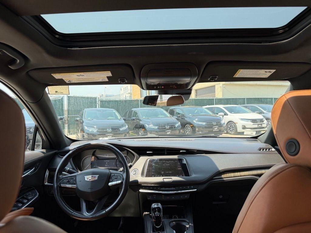 Cadillac XT4  2023