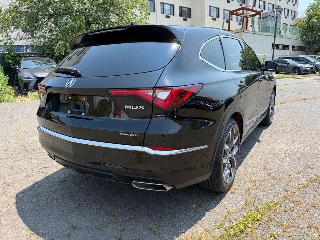Acura MDX  2023