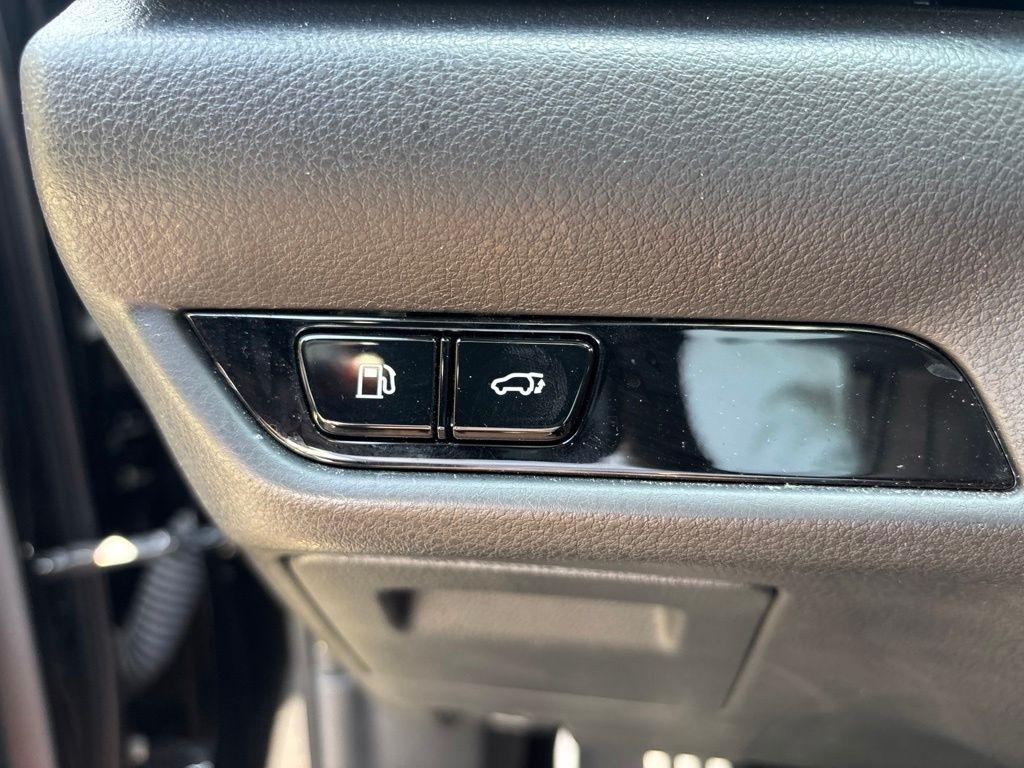 Lexus NX  2025