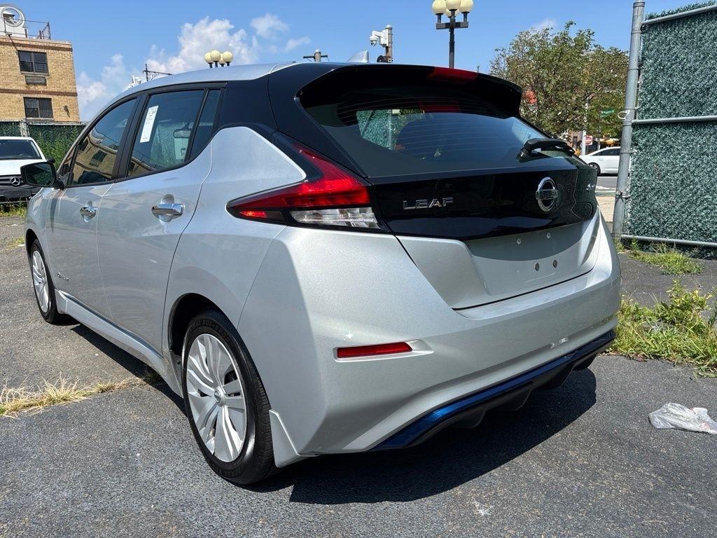 Nissan Leaf  2018
